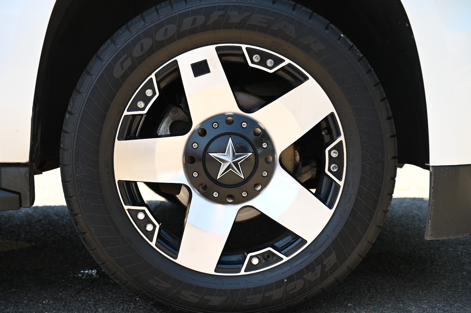 2016 Chevrolet Tahoe LT - Photo 73