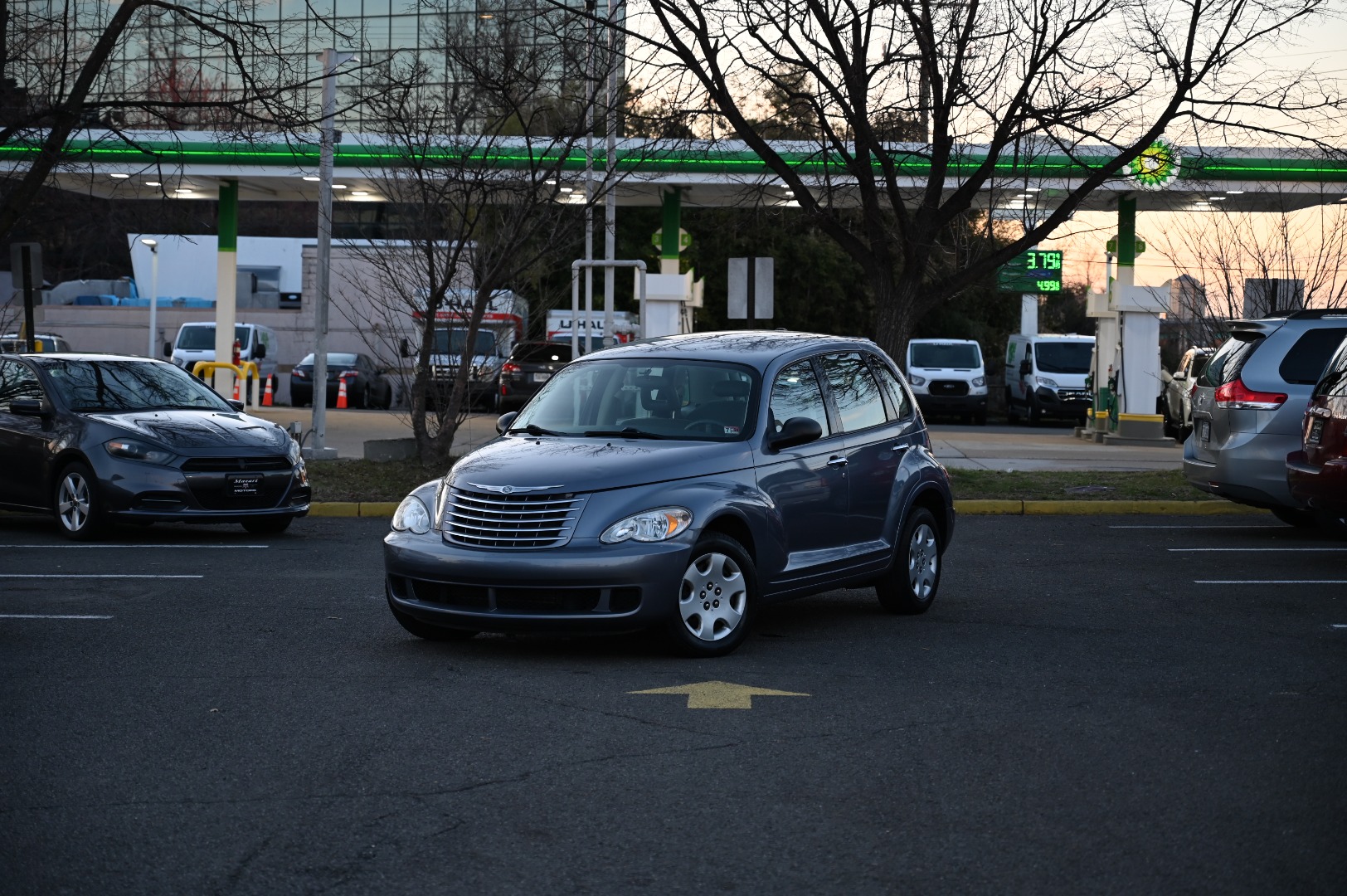Vehicle Image 2