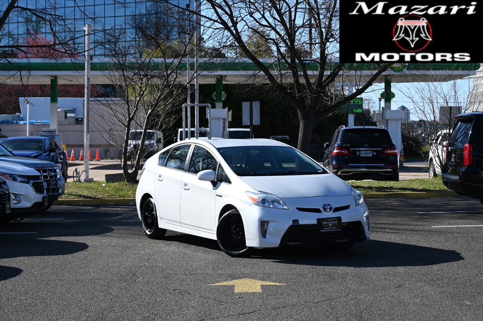 2014 Toyota Prius Two's photo