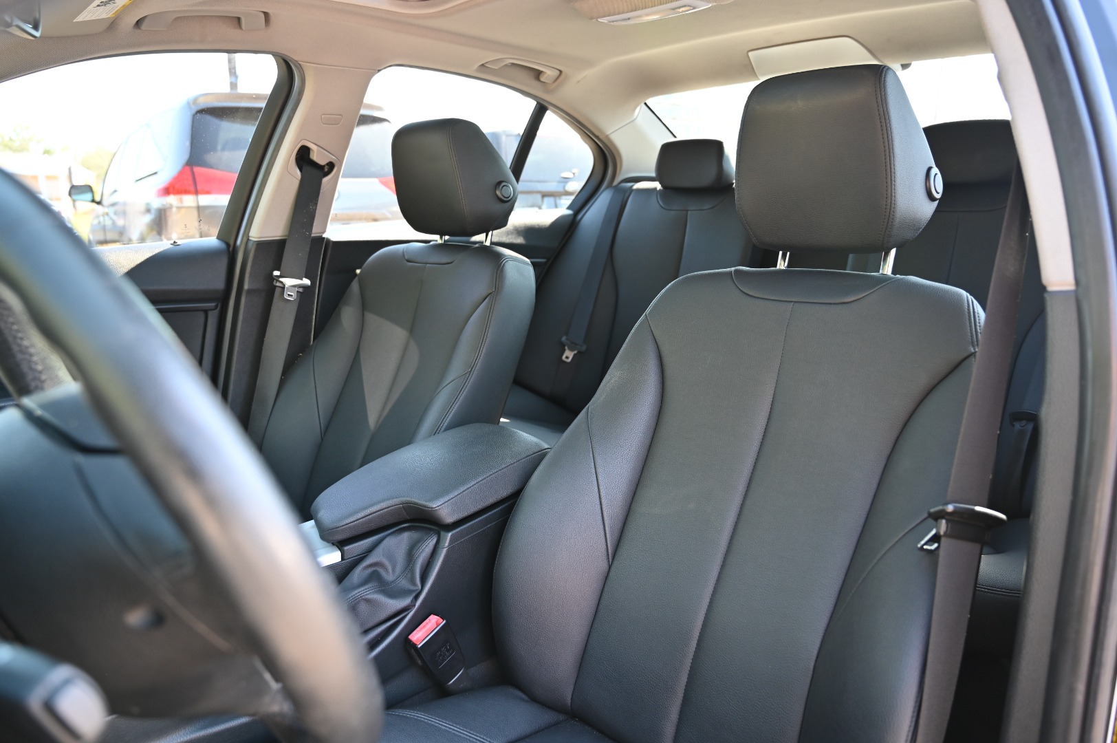 2016 BMW 3 Series 320i - Photo 10