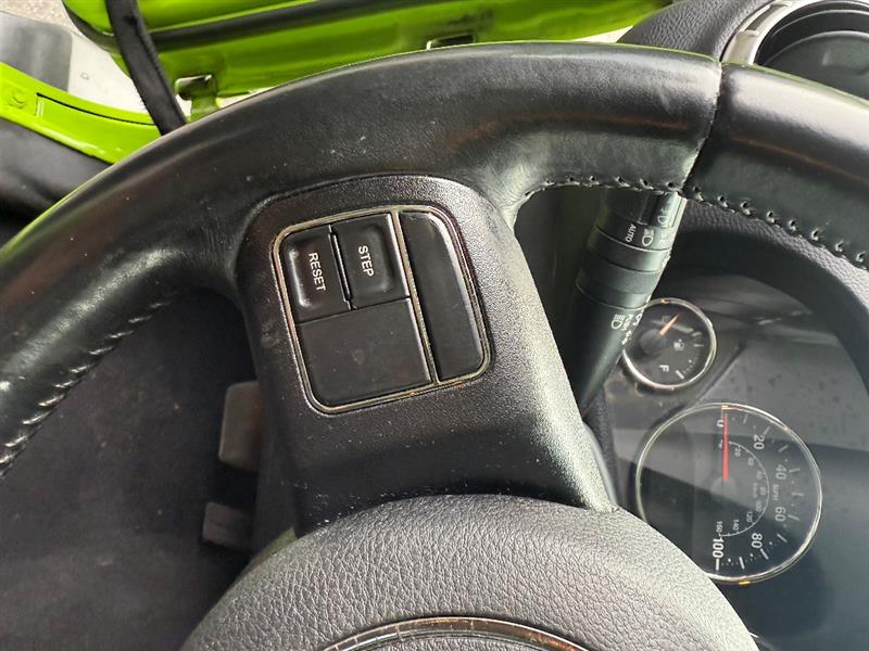 2013 Jeep Wrangler Unlimited Sahara - Photo 24
