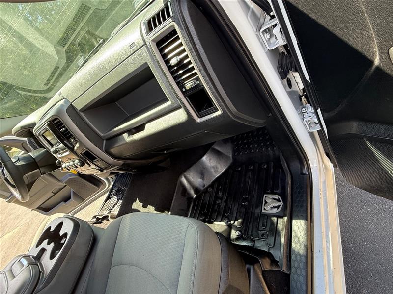 2018 RAM Ram 1500 Pickup Tradesman - Photo 22