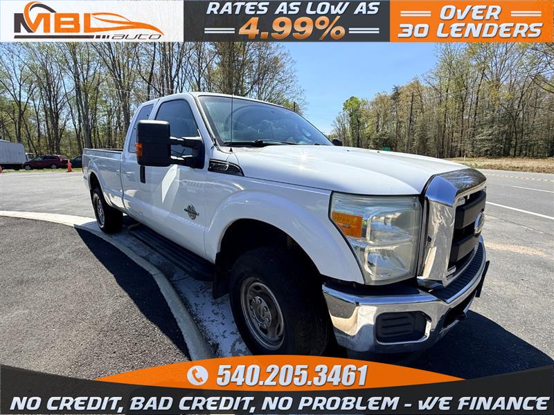 White 2011 Ford F-250 Super Duty XLT SuperCab 4WD Pickup Truck Four-Wheel Drive Automatic