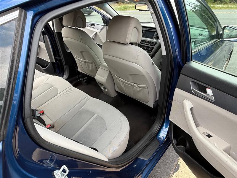 2017 Hyundai Sonata SE - Photo 15