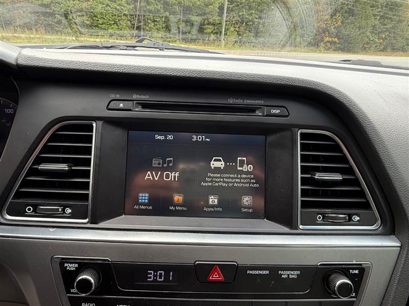 2017 Hyundai Sonata SE - Photo 28