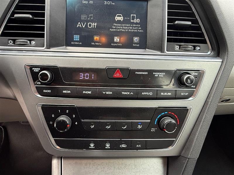 2017 Hyundai Sonata SE - Photo 29