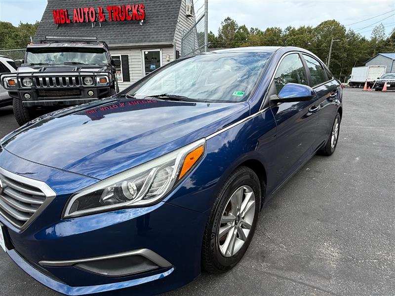 2017 Hyundai Sonata SE - Photo 9