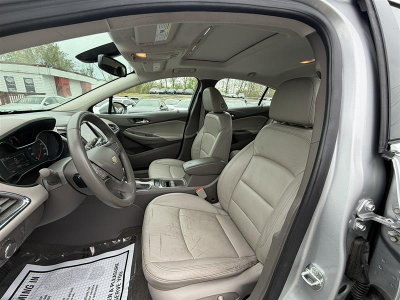 2016 Chevrolet Cruze L - Photo 30