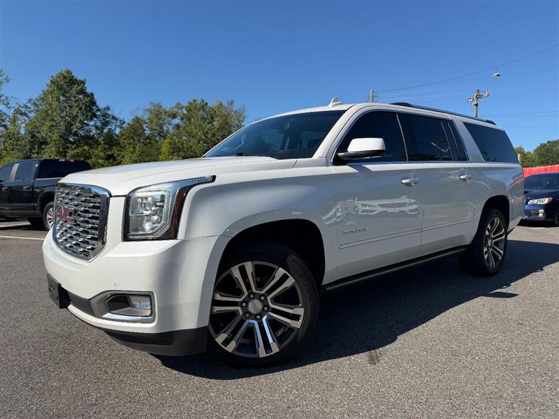 White 2019 GMC Yukon XL SUV / Crossover Four-Wheel Drive Automatic