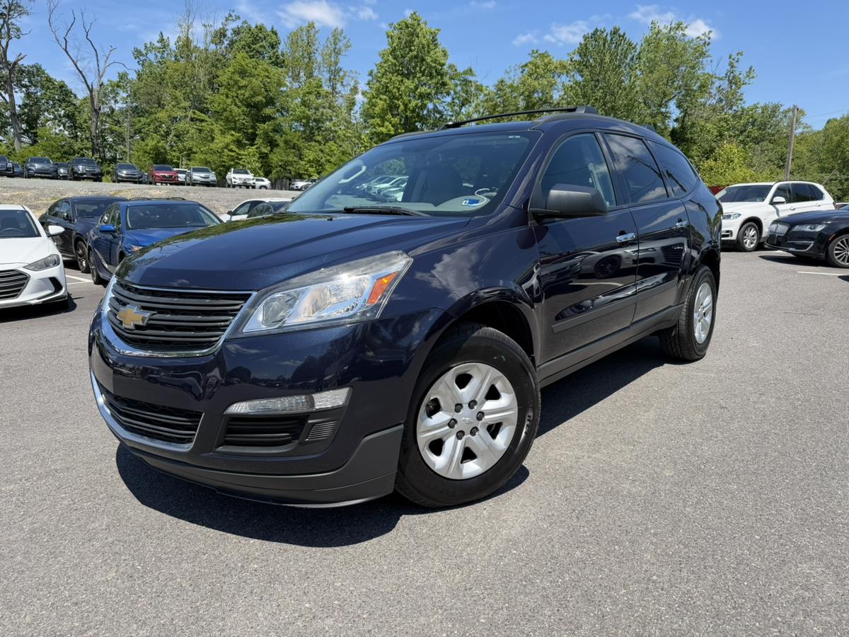 2016 Chevrolet Traverse LS AWD's photo