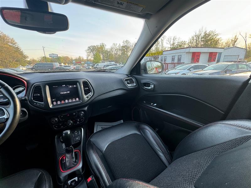 2018 Jeep Compass Trailhawk - Photo 32