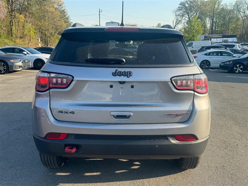 2018 Jeep Compass Trailhawk - Photo 12