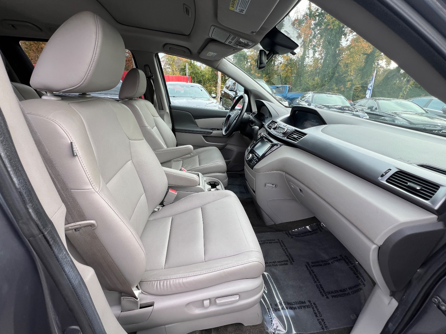 2014 Honda Odyssey EX-L - Photo 31