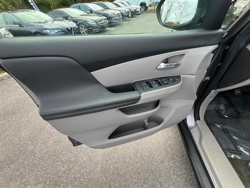 2014 Honda Odyssey EX-L - Photo 26