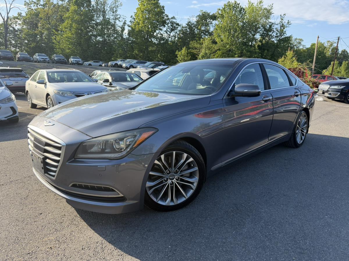 2015 Hyundai Genesis 3.8 AWD's photo