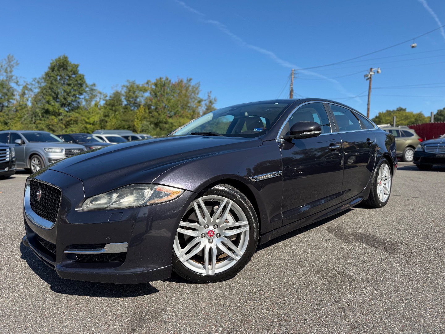 2017 Jaguar XJ R-Sport