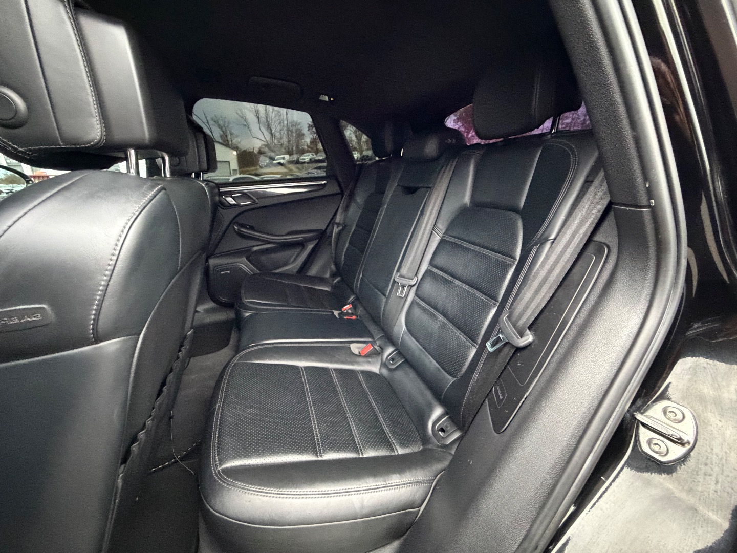 2015 Porsche Macan Turbo - Photo 29