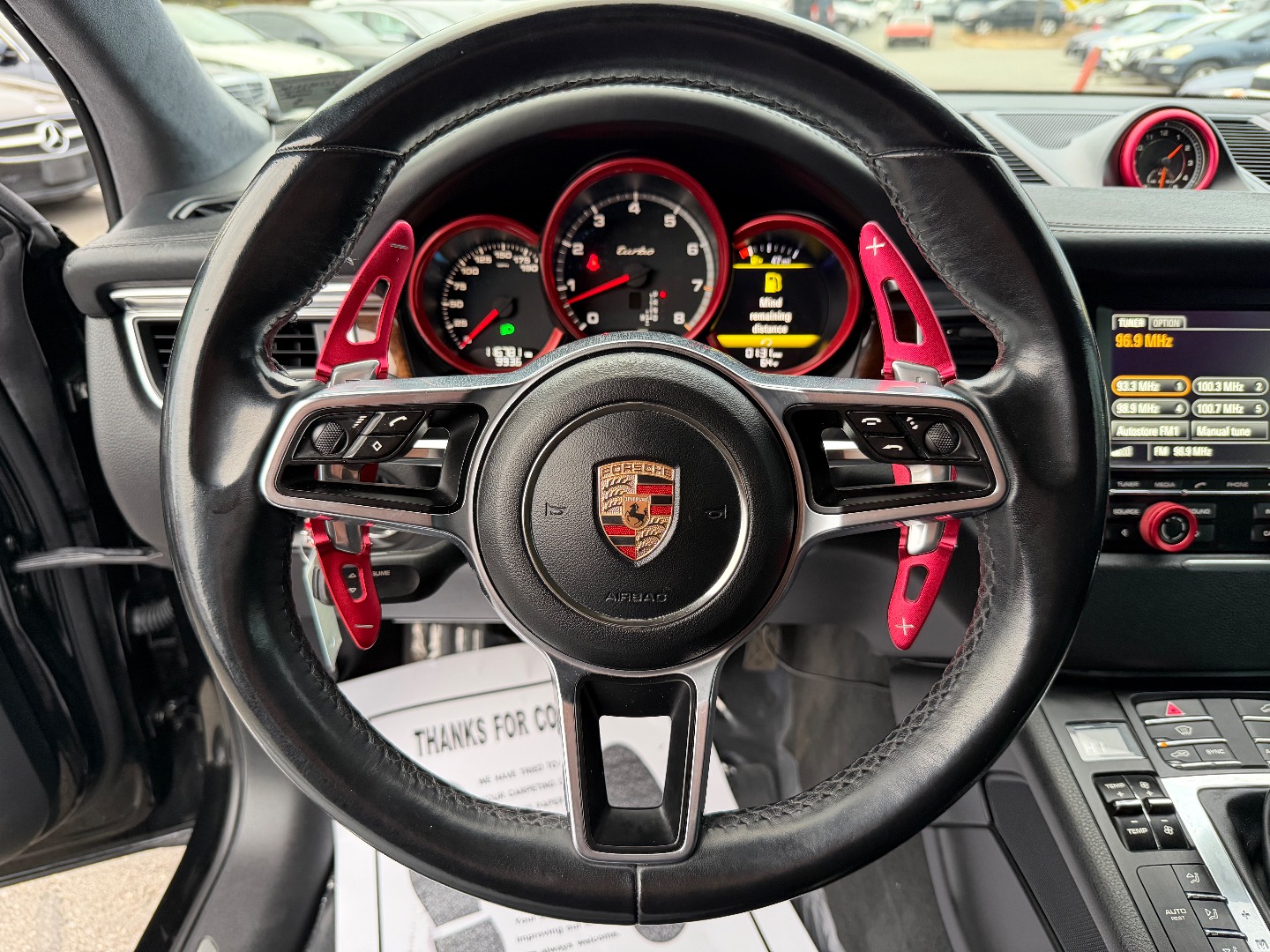 2015 Porsche Macan Turbo - Photo 35