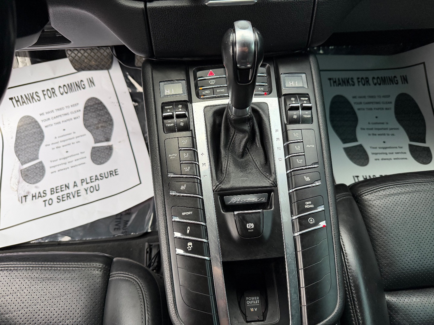 2015 Porsche Macan Turbo - Photo 37
