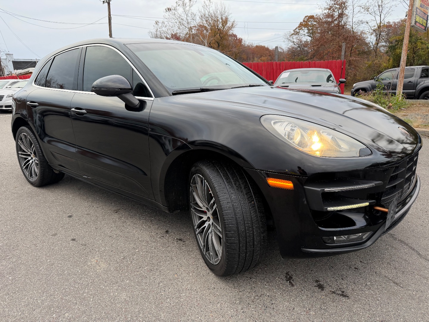 2015 Porsche Macan Turbo - Photo 3