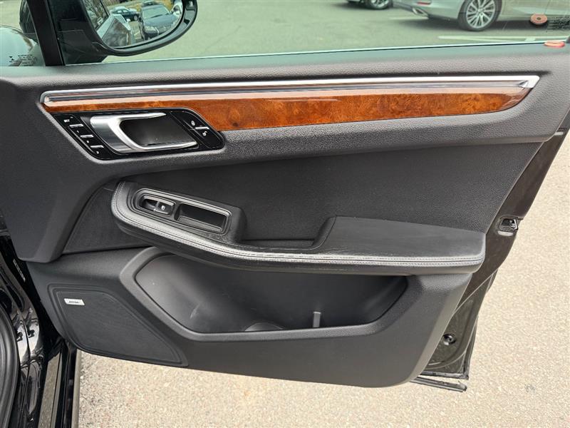 2015 Porsche Macan Turbo - Photo 20