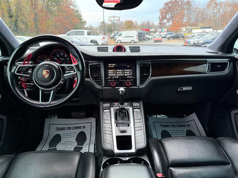 2015 Porsche Macan Turbo - Photo 34