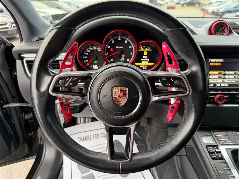 2015 Porsche Macan Turbo - Photo 36