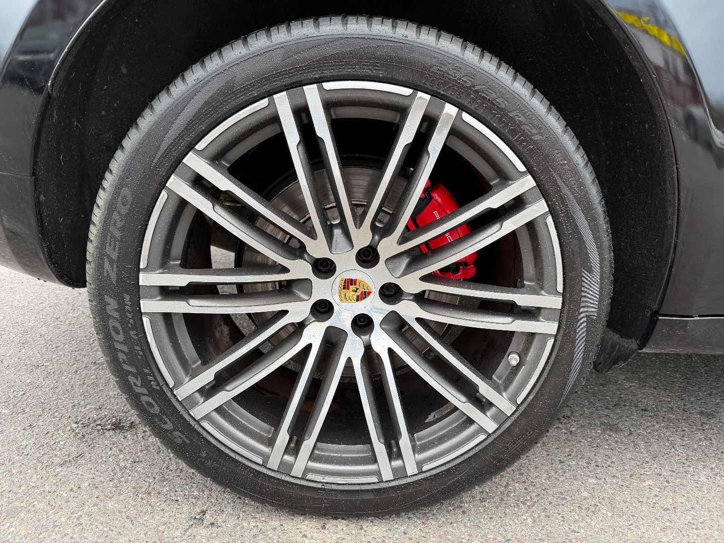 2015 Porsche Macan Turbo - Photo 17