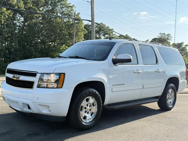 2011 CHEVROLET SUBURBAN LT