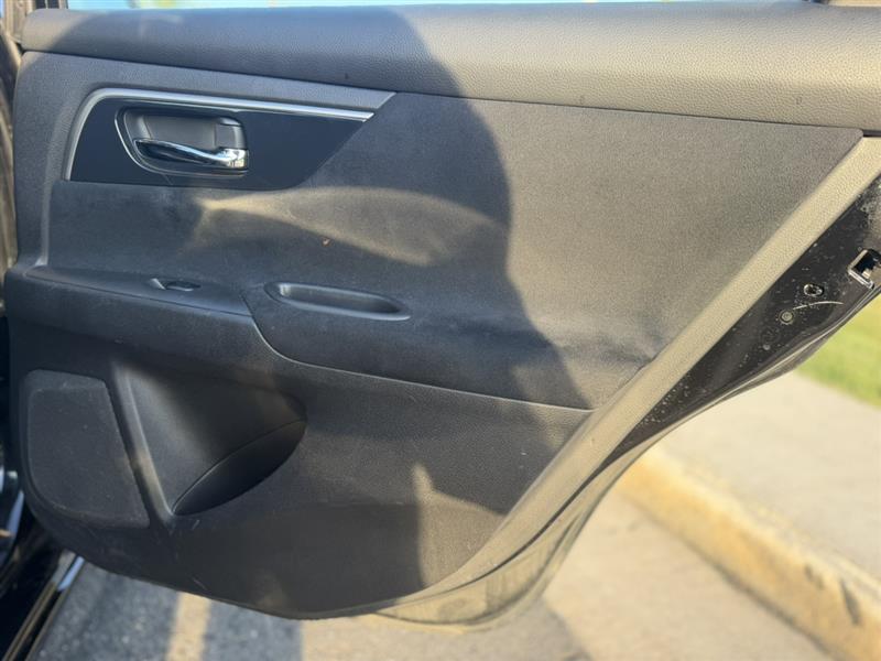 2014 Nissan Altima S - Photo 20