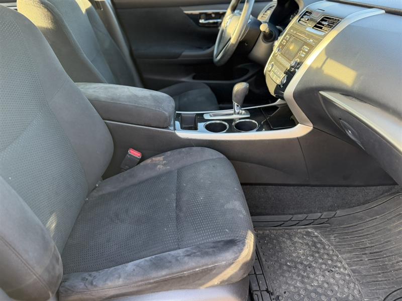 2014 Nissan Altima S - Photo 23