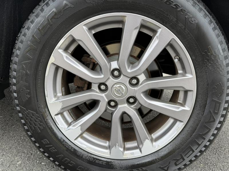 2013 Nissan Pathfinder SV - Photo 10