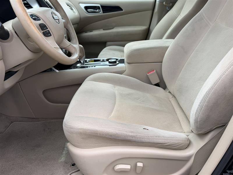 2013 Nissan Pathfinder SV - Photo 15