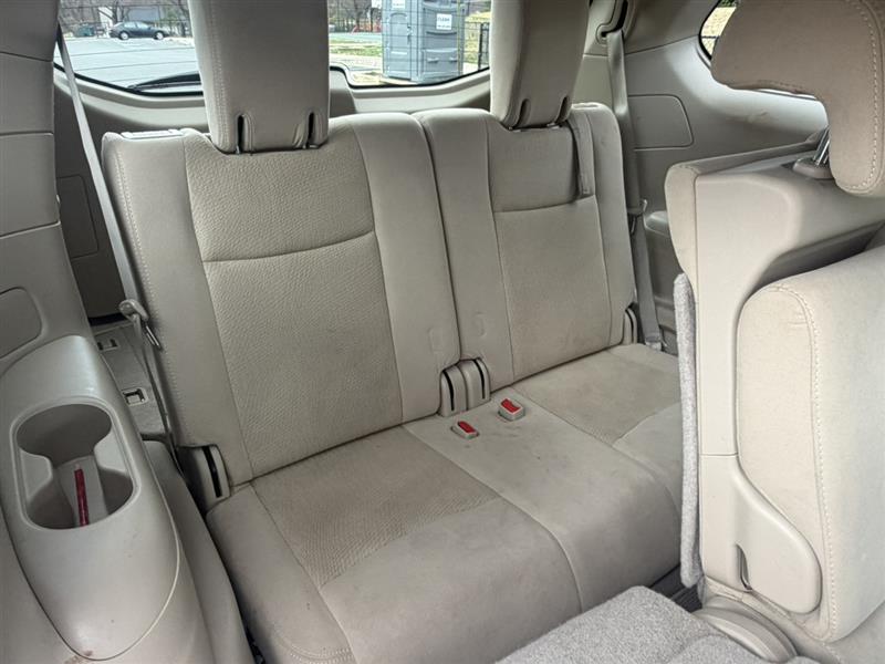 2013 Nissan Pathfinder SV - Photo 21
