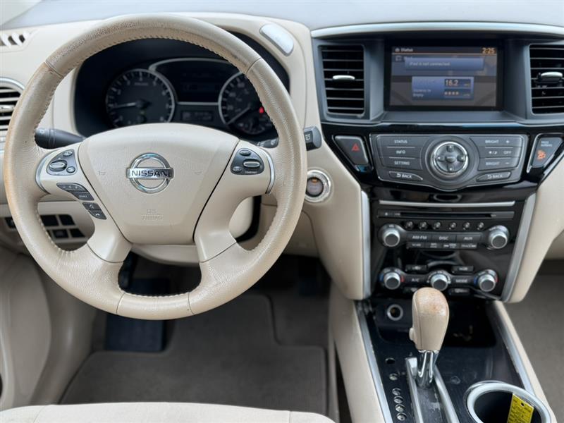 2013 Nissan Pathfinder SV - Photo 24