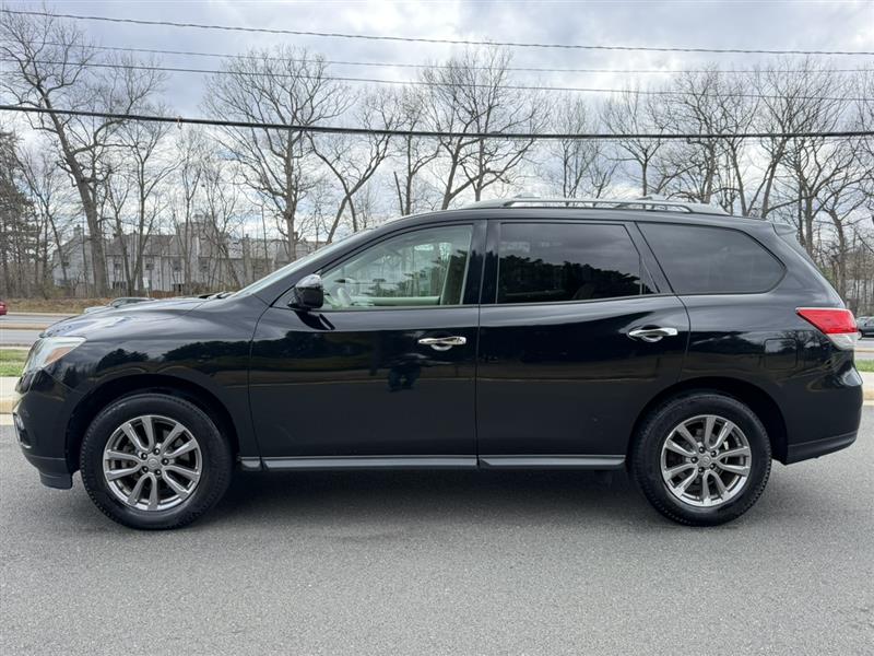 2013 Nissan Pathfinder SV - Photo 3
