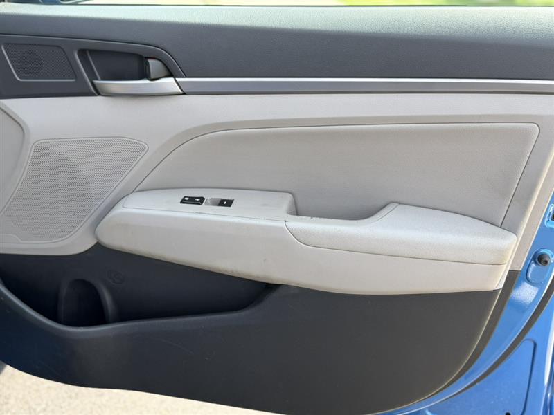 2017 Hyundai Elantra Limited - Photo 20