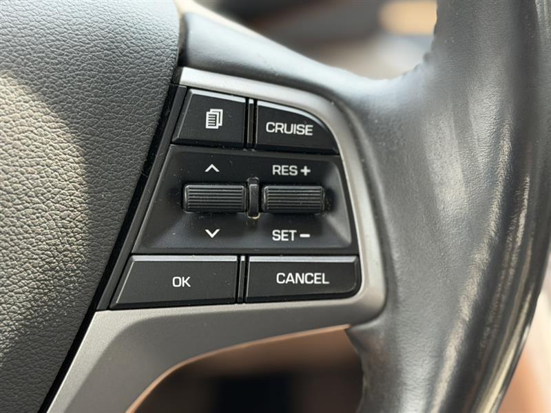 2017 Hyundai Elantra Limited - Photo 30