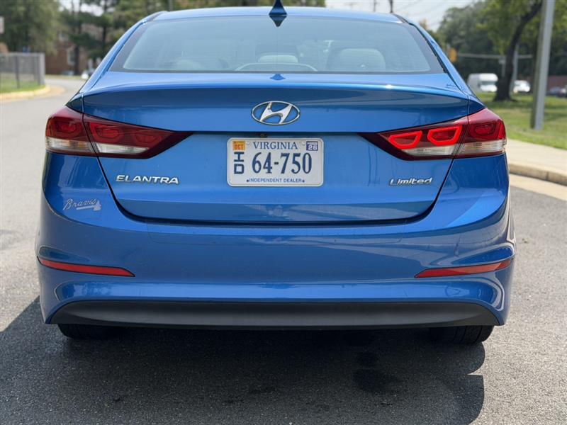 2017 Hyundai Elantra Limited - Photo 5