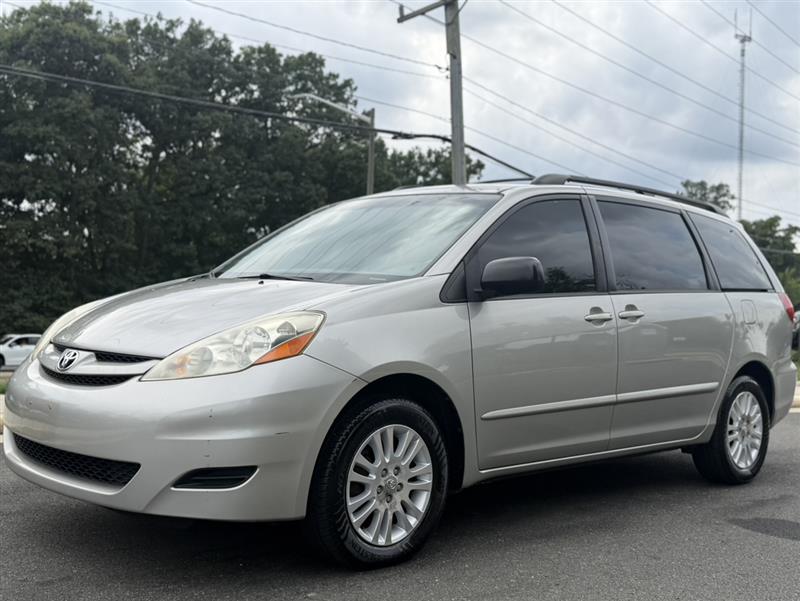 2008 TOYOTA SIENNA LE AWD