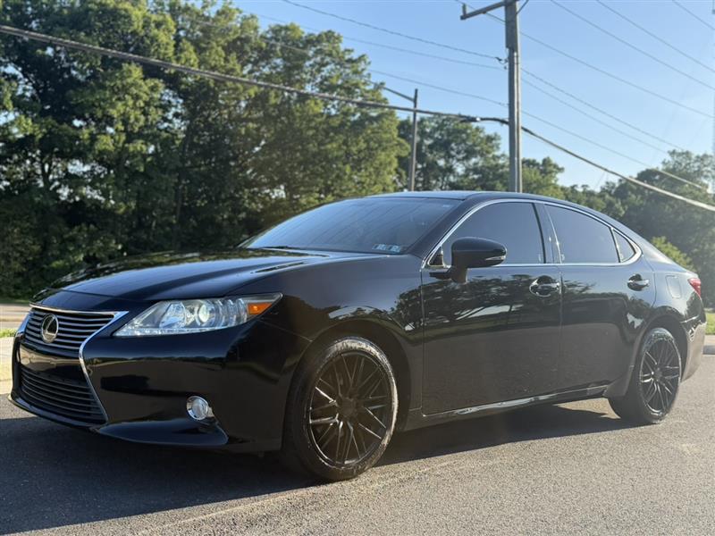 2013 LEXUS ES 350 4dr Sdn