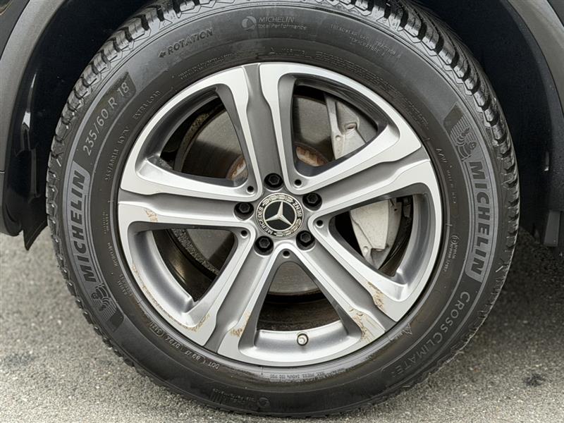2019 Mercedes-Benz GLC GLC300 - Photo 10