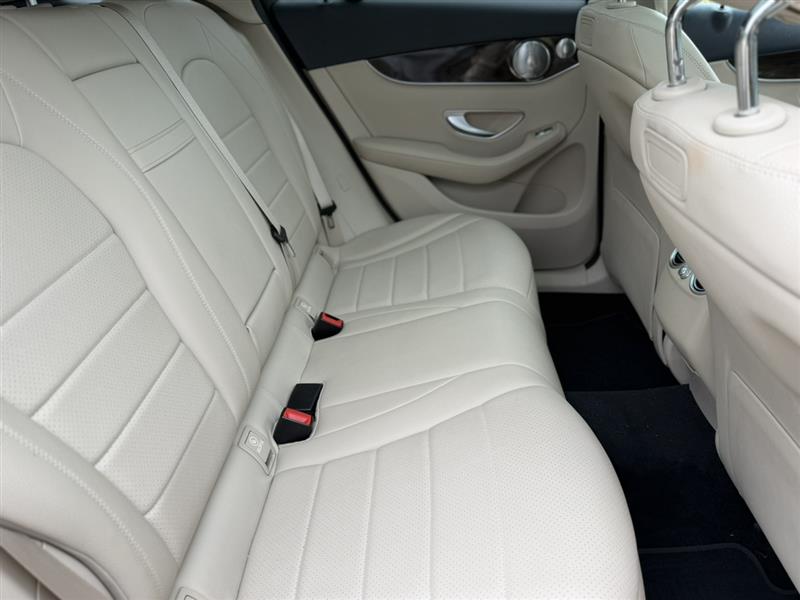 2019 Mercedes-Benz GLC GLC300 - Photo 21