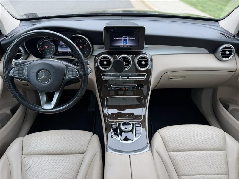 2019 Mercedes-Benz GLC GLC300 - Photo 24