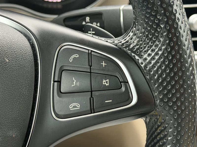 2019 Mercedes-Benz GLC GLC300 - Photo 35