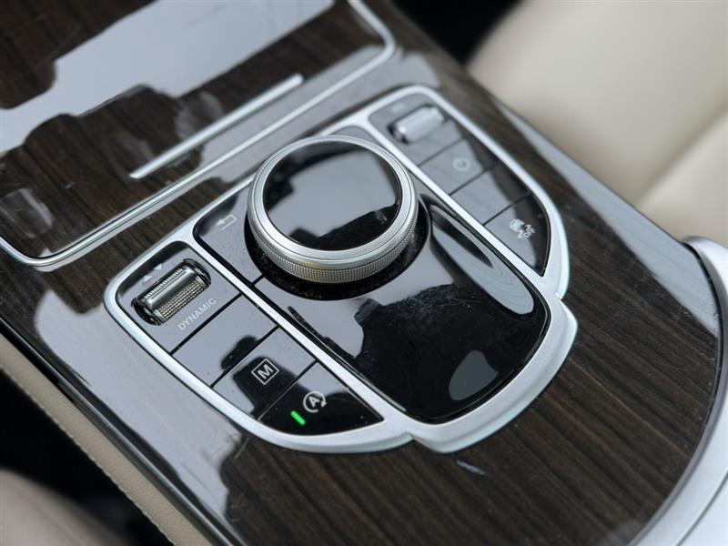 2019 Mercedes-Benz GLC GLC300 - Photo 38