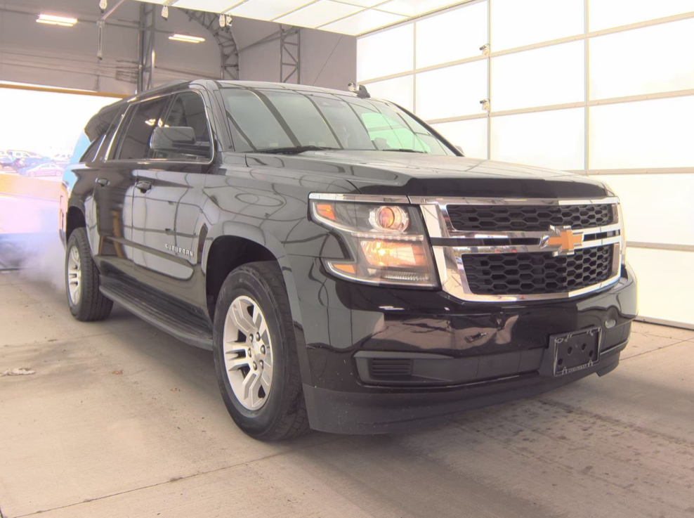 2017 Chevrolet Suburban LT - Photo 2