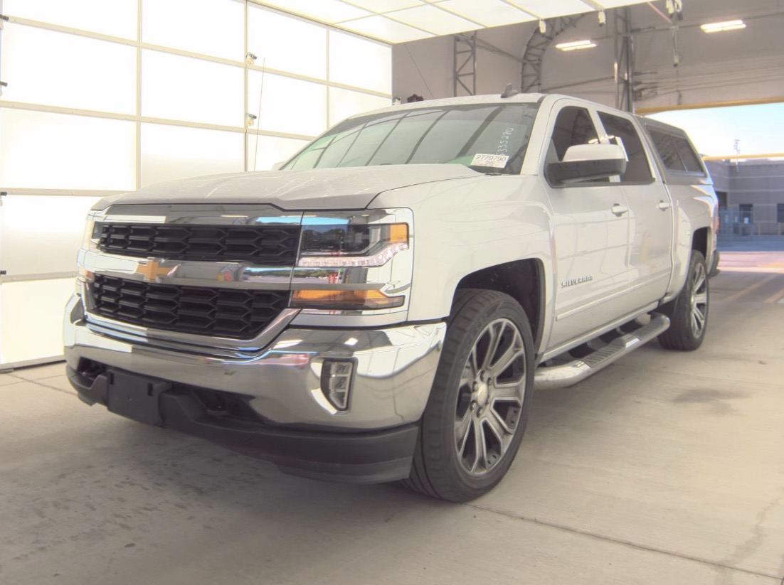 2018 Chevrolet Silverado 1500 LT 4X4 Crew Cab Short Box's photo