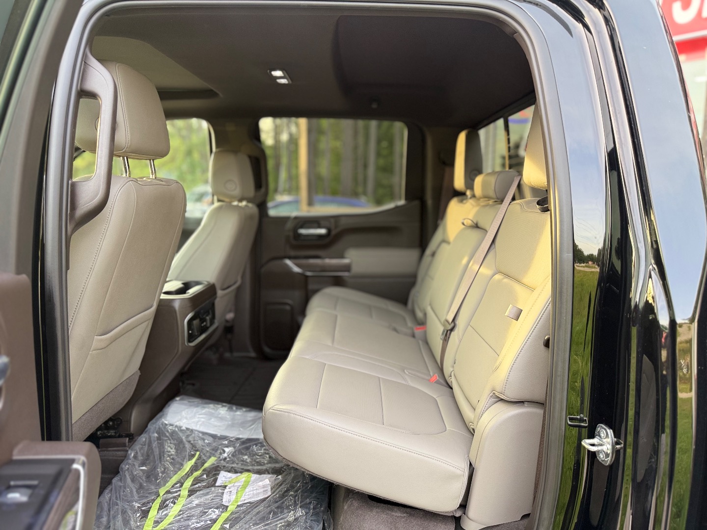 2022 Chevrolet Silverado 1500 Limited LTZ - Photo 20