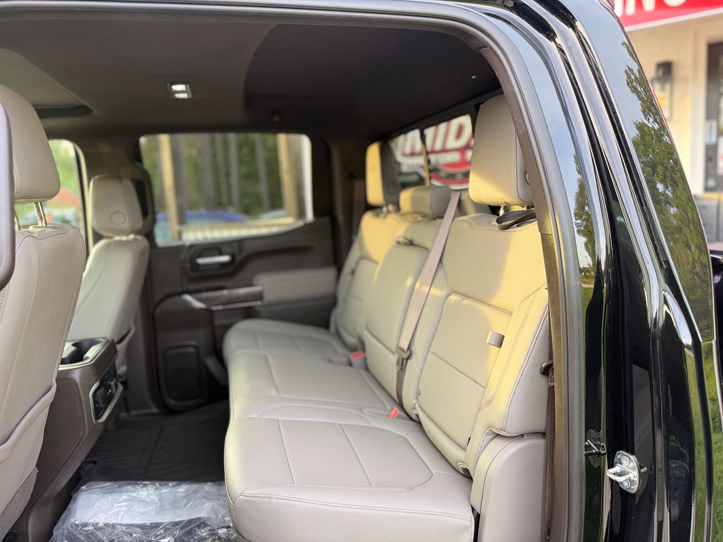 2022 Chevrolet Silverado 1500 Limited LTZ - Photo 21
